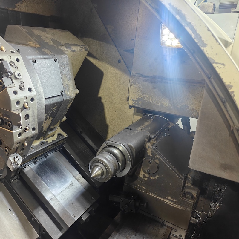 Okuma Crown 762S-BB, year 2002, SN 1911